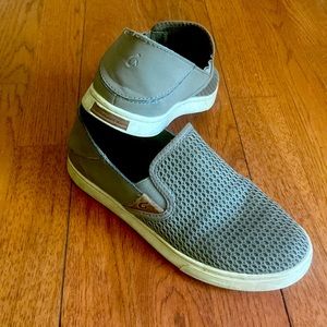 Olukai Pehuea slip on’s